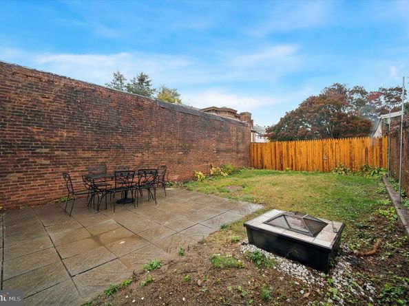 4383 Manayunk Avenue, Philadelphia PA 19128