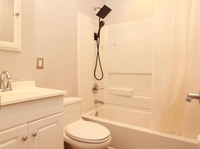 2738 Axe Factory Road, Philadelphia PA 19152