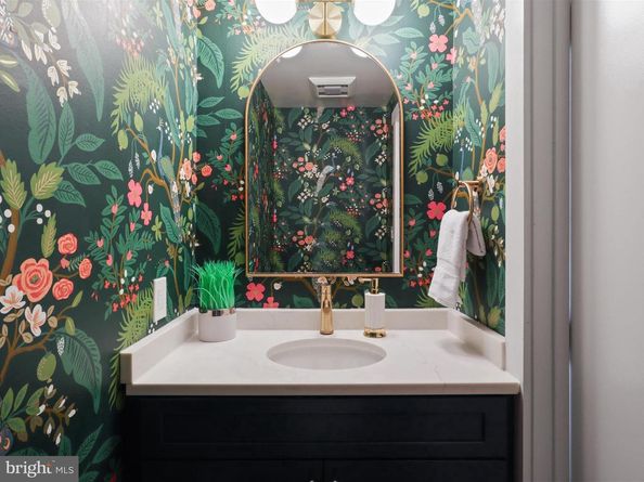 1524 Gales Street NE, Washington DC 20002