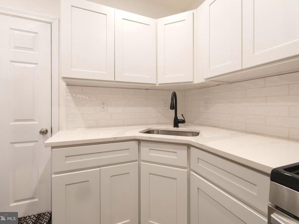 628 Miller Street, Philadelphia PA 19125