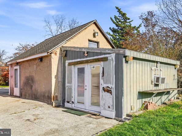 188 Conestoga Road, Wayne PA 19087