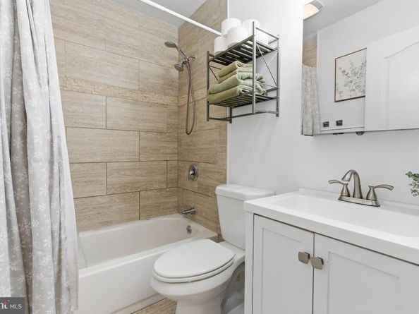 62 Old Brook Road, Levittown PA 19057