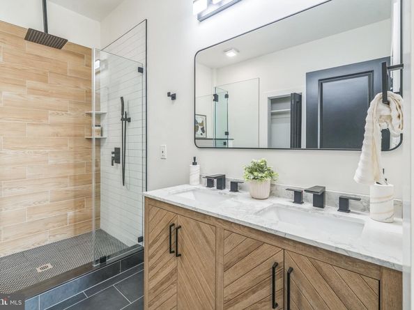 642 S 51st Street, Philadelphia PA 19143