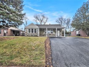 711 W County Line Road, Hatboro PA 19040
