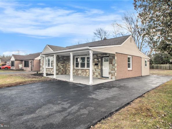 711 W County Line Road, Hatboro PA 19040