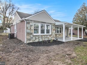 711 W County Line Road, Hatboro PA 19040
