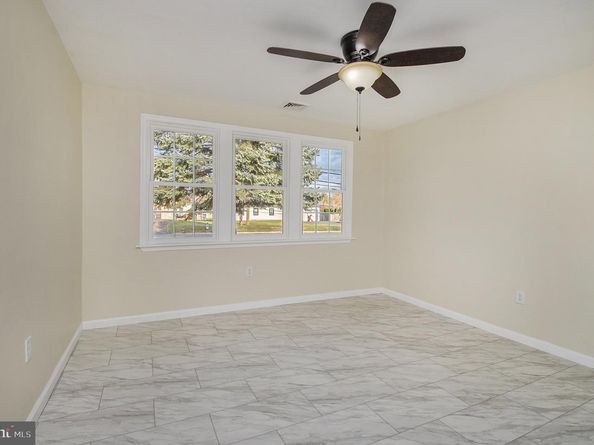 711 W County Line Road, Hatboro PA 19040