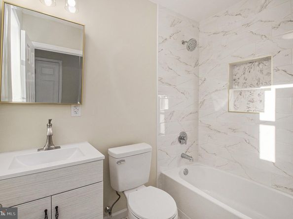 711 W County Line Road, Hatboro PA 19040