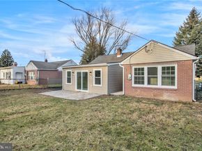 711 W County Line Road, Hatboro PA 19040