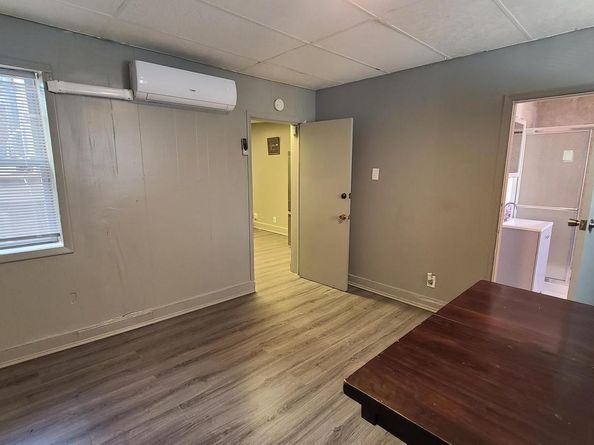 228 Long Lane, Upper Darby PA 19082