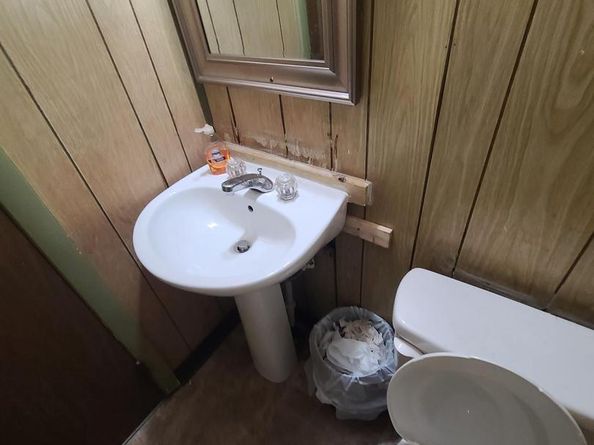 228 Long Lane, Upper Darby PA 19082