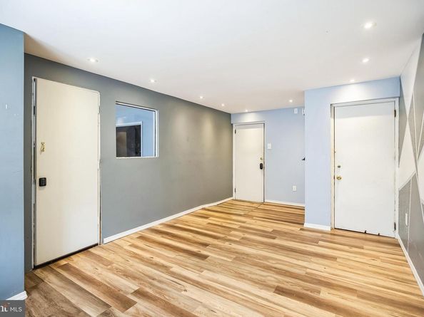 228 Long Lane, Upper Darby PA 19082