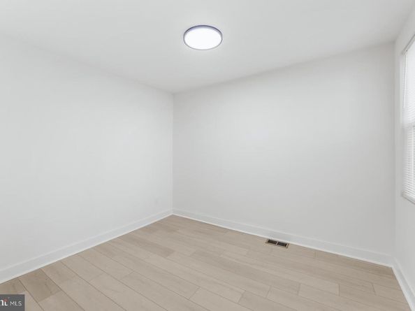 6012 N 19TH Street, Philadelphia PA 19141