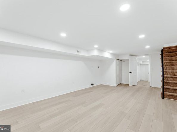 6012 N 19TH Street, Philadelphia PA 19141