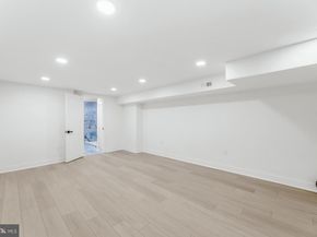 6012 N 19TH Street, Philadelphia PA 19141