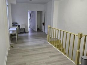 1009 W Susquehanna Avenue, Philadelphia PA 19122