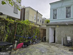 1009 W Susquehanna Avenue, Philadelphia PA 19122