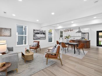 2948 Mills Avenue NE