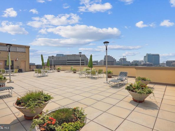 4242 East West Highway 307, Chevy Chase MD 20815