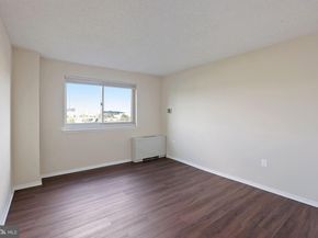 1225 Martha Custis Drive 807, Alexandria VA 22302