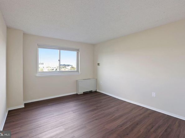 1225 Martha Custis Drive 807, Alexandria VA 22302