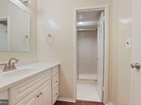 1225 Martha Custis Drive 807, Alexandria VA 22302