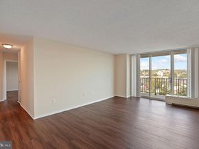 1225 Martha Custis Drive 807, Alexandria VA 22302