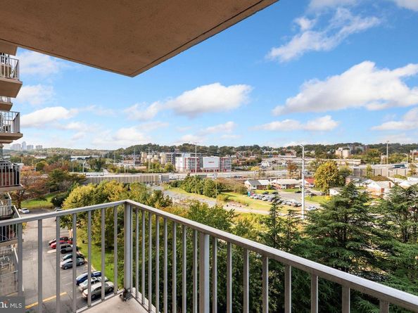 1225 Martha Custis Drive 807, Alexandria VA 22302