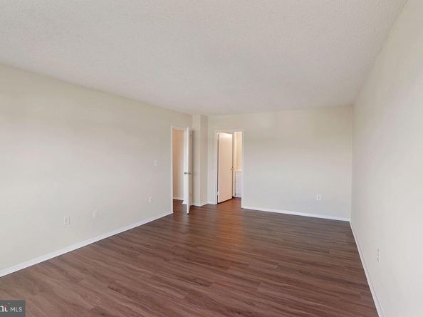 1225 Martha Custis Drive 807, Alexandria VA 22302