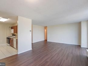 1225 Martha Custis Drive 807, Alexandria VA 22302