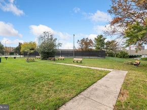 1225 Martha Custis Drive 807, Alexandria VA 22302