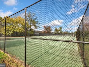 1225 Martha Custis Drive 807, Alexandria VA 22302