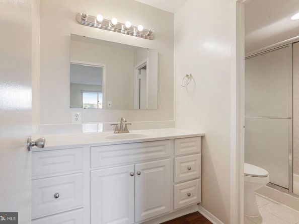 1225 Martha Custis Drive 807, Alexandria VA 22302