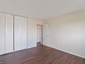 1225 Martha Custis Drive 807, Alexandria VA 22302