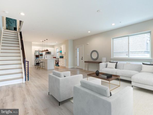 630 Moyer, Philadelphia PA 19125