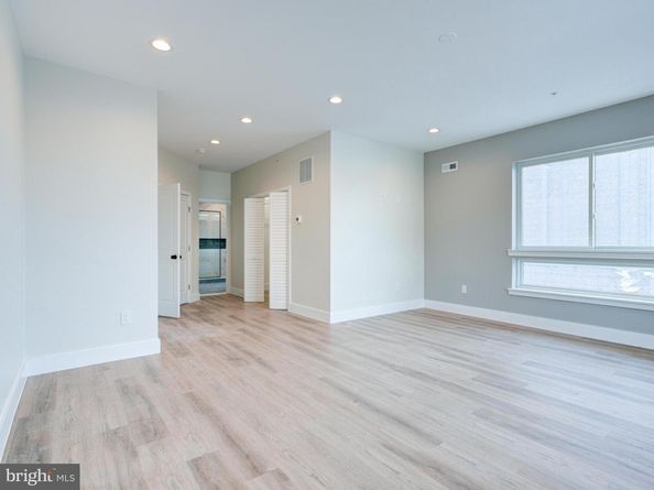 630 Moyer, Philadelphia PA 19125