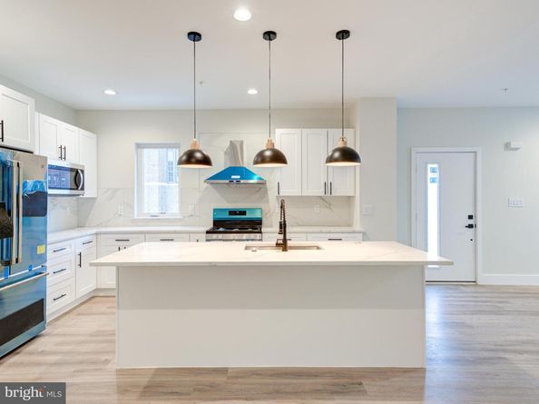 630 Moyer, Philadelphia PA 19125