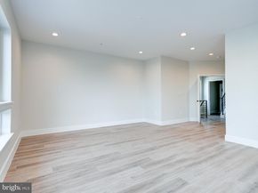 630 Moyer, Philadelphia PA 19125