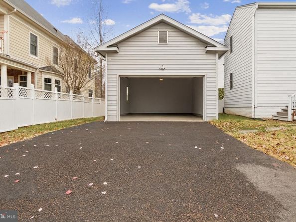 5300 Wilson Boulevard, Arlington VA 22205