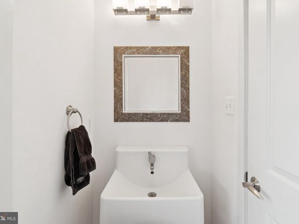 5300 Wilson Boulevard, Arlington VA 22205