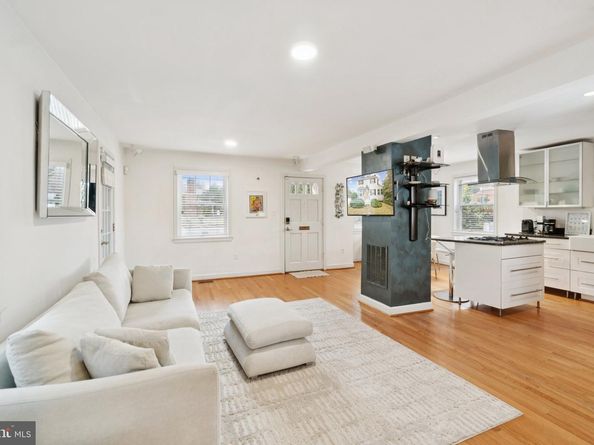 5300 Wilson Boulevard, Arlington VA 22205