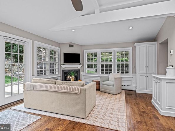 302 Brentford Road, Haverford PA 19041