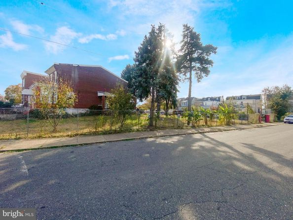 216-20 E Somerville Avenue, Philadelphia PA 19120