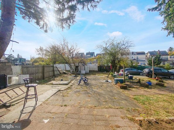 216-20 E Somerville Avenue, Philadelphia PA 19120