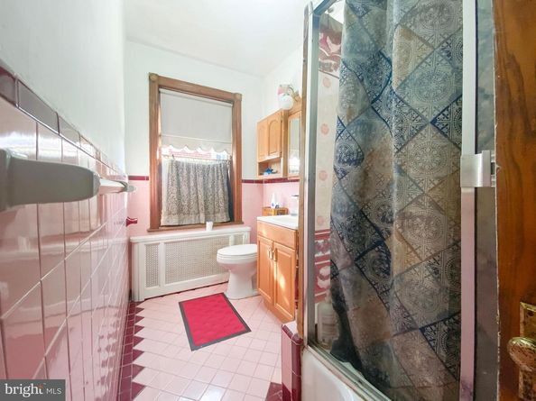 216-20 E Somerville Avenue, Philadelphia PA 19120