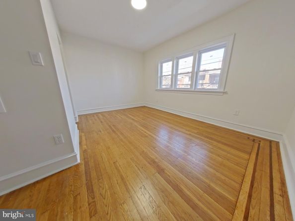 4622 Locust Street, Philadelphia PA 19139