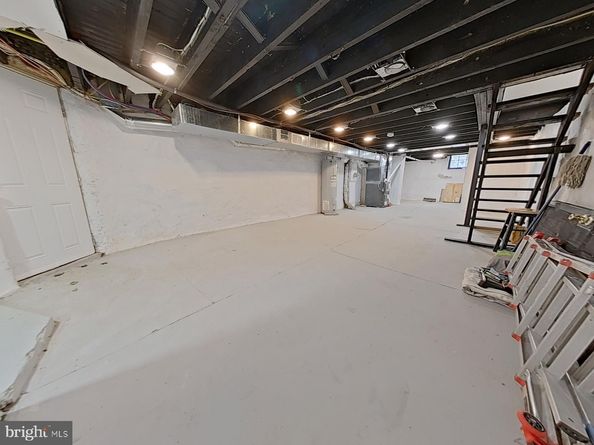 4622 Locust Street, Philadelphia PA 19139