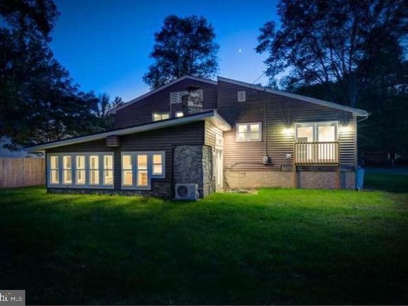 4 Ivy Lane, Yardley PA 19067