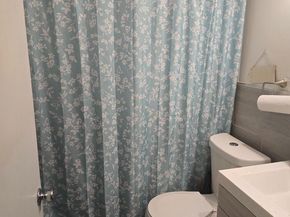 8125 W Chester Pike A4, Upper Darby PA 19082