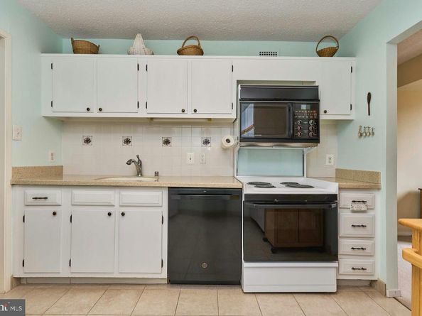 2300 Pimmit Drive 912, Falls Church VA 22043